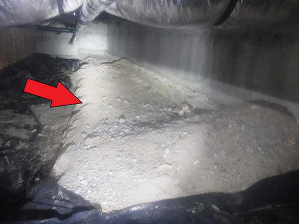 Vapor barrier missing in crawlspace